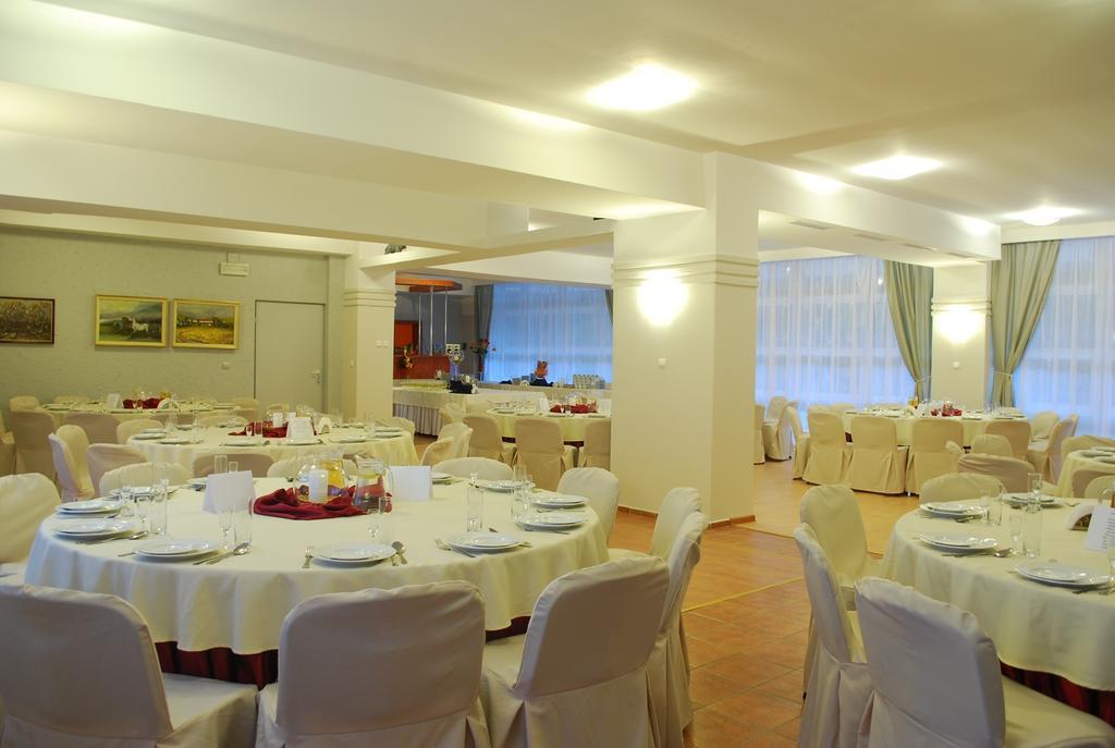 Hotel Akor Bydgoszcz Luaran gambar