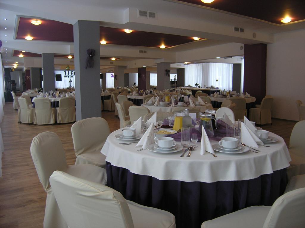 Hotel Akor Bydgoszcz Luaran gambar